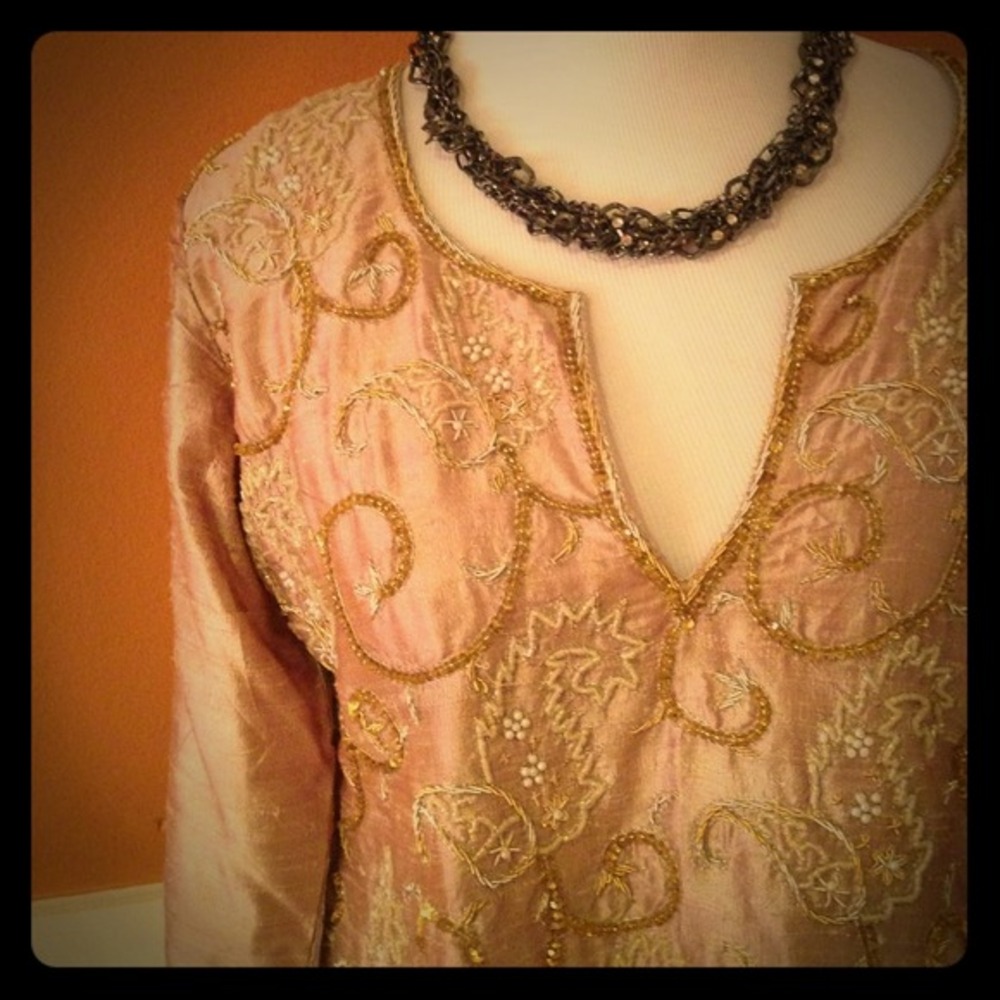 EMBROIDERED TUNIC host picked! SWEET & SaSSy